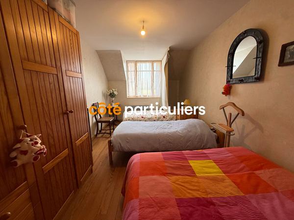 Vente Maison110,7 m² - 5 Pièces - CHARENTON DU CHER (18210)
