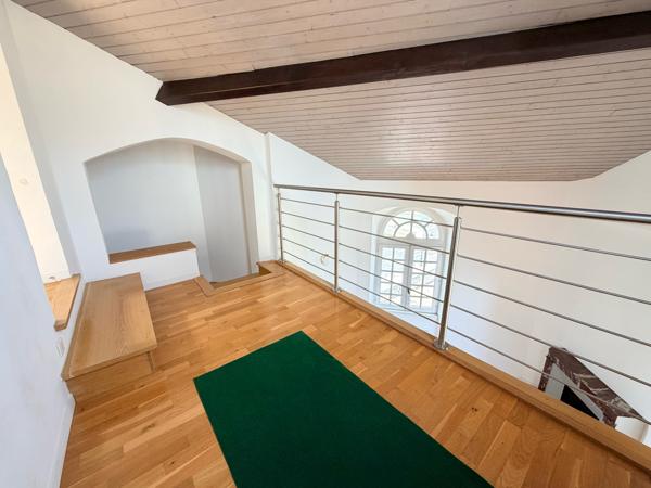 Appartement 3 pièce(s) 2 chambre(s) 71 m²