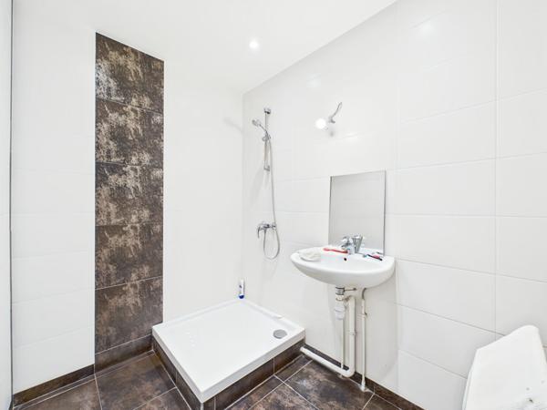 APPARTEMENT JOINVILLE LE PONT 61.91M²