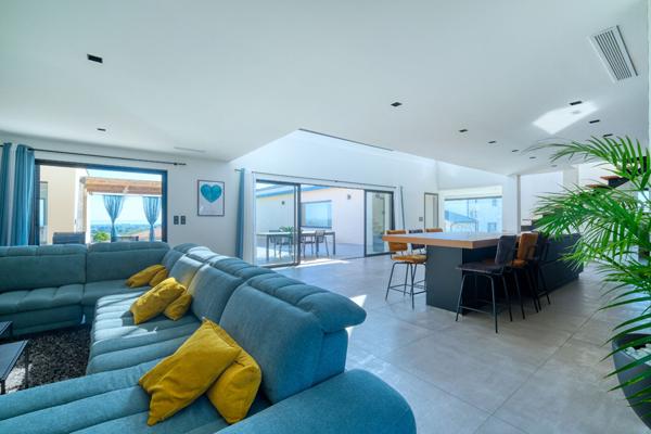 Vente Luxueuse Maison Contemporaine d'Architecte 10 pièces Vue Mer Penta Di Casinca