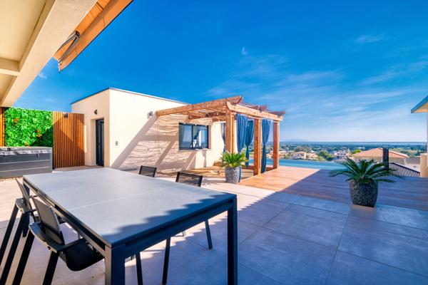 Vente Luxueuse Maison Contemporaine d'Architecte 10 pièces Vue Mer Penta Di Casinca