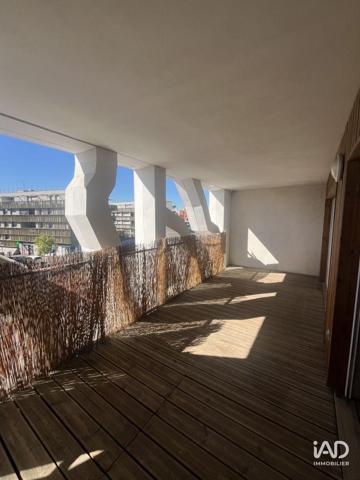 Location appartement 2 pièces 54 m² Mérignac