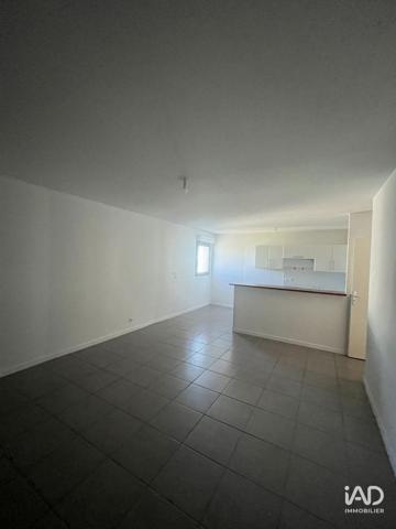 Location appartement 2 pièces 54 m² Mérignac