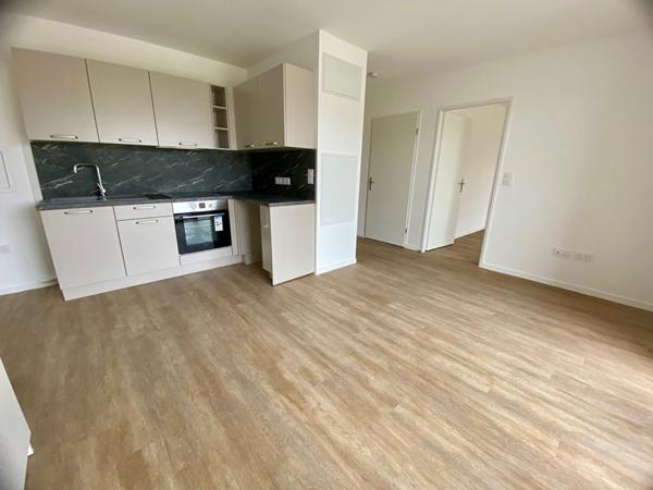 Maison Saint Jean De La Ruelle 2 pièce(s) 39 m2