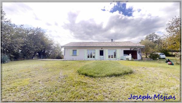 Saint-Apollinaire-de-Rias (07240) A 10 minutes de Vernoux-en-Vivarais, maison plain pied, 2 chambres, terrain 2000 m²