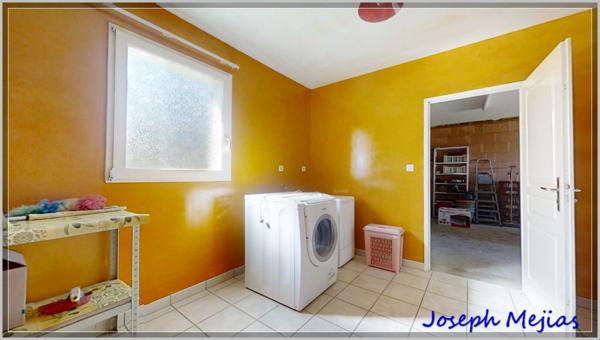 Saint-Apollinaire-de-Rias (07240) A 10 minutes de Vernoux-en-Vivarais, maison plain pied, 2 chambres, terrain 2000 m²