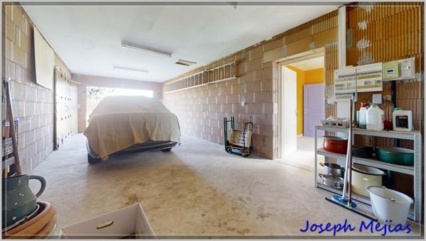 Saint-Apollinaire-de-Rias (07240) A 10 minutes de Vernoux-en-Vivarais, maison plain pied, 2 chambres, terrain 2000 m²