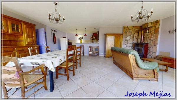 Saint-Apollinaire-de-Rias (07240) A 10 minutes de Vernoux-en-Vivarais, maison plain pied, 2 chambres, terrain 2000 m²