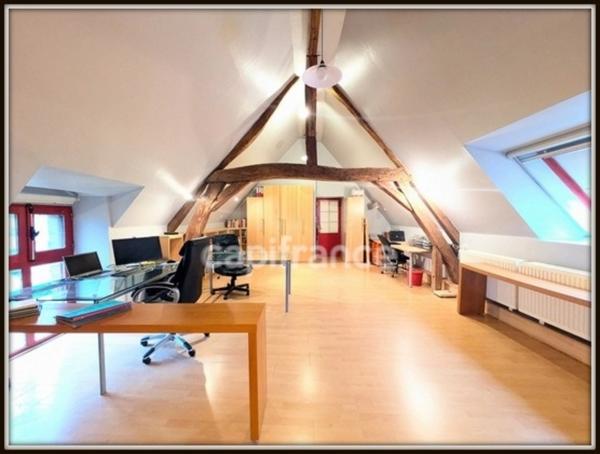 Longère à vendre 207 m² – Terrain 1 200 m² – Amilly (45) passion Cheval, 5 chambres, espace jaccuzi, tranquillité, campagne.