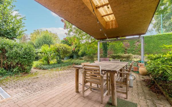 Maison à vendre    5 pièces • 212,52 m2 Lyon 9