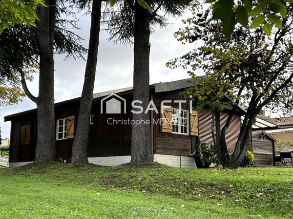 Maison de plain-pied dans le centre de DANGE SAINT ROMAIN