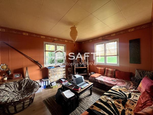 Maison de plain-pied dans le centre de DANGE SAINT ROMAIN