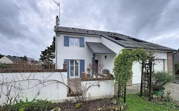 Maison à vendre    6 pièces • 170 m2 Montbazon