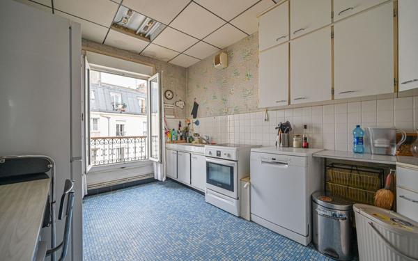 Appartement à vendre    4 pièces • 93 m2 Paris 10