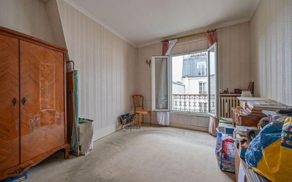 Appartement à vendre    4 pièces • 93 m2 Paris 10