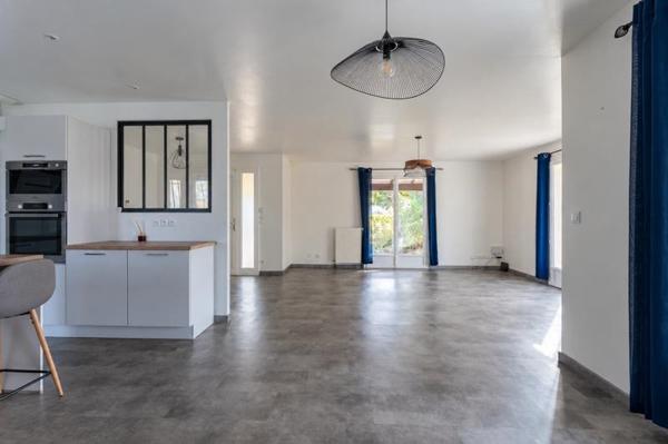 Maison à vendre 427 384 € Floirac 5 p 116 m² DPE C