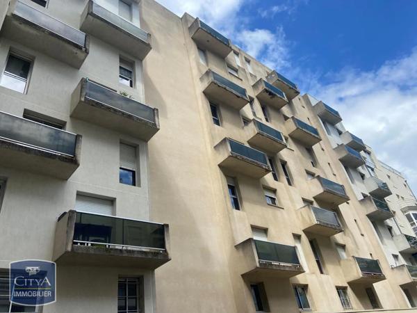 Appartement à louer 5 pièces 127.39m²