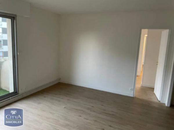 Appartement à louer 5 pièces 127.39m²