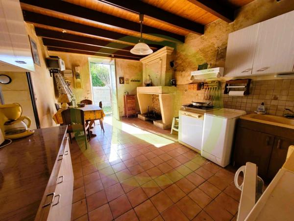 Maison à SAINT BONNET SUR GIRONDE (17150)