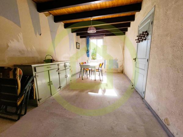 Maison à SAINT BONNET SUR GIRONDE (17150)