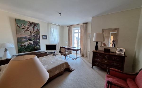 Appartement à vendre    5 pièces • 138 m2 Trébeurden