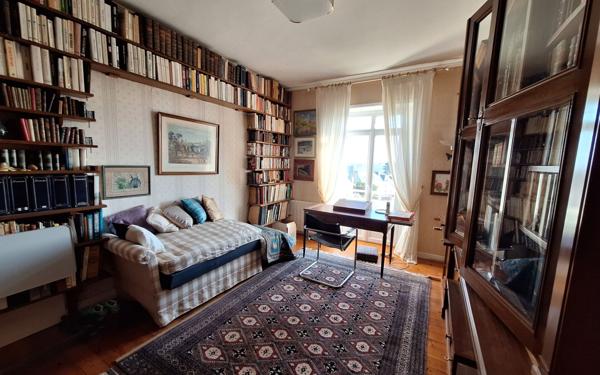 Appartement à vendre    5 pièces • 138 m2 Trébeurden