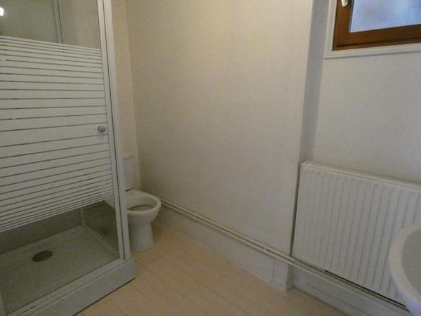Appartement Ivry La Bataille  (44 m²)+ combles