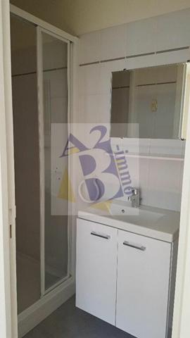 Location appartement Angouleme (16000), 36.00m² avec 2 pièce(s) dont 1 chambre(s). Agence Allard Brimeaud
