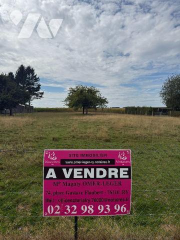 Terrain à bâtir - Vente - La Vieux Rue

Terrain à bâtir d'une superficie de 1 200 m², situé à...