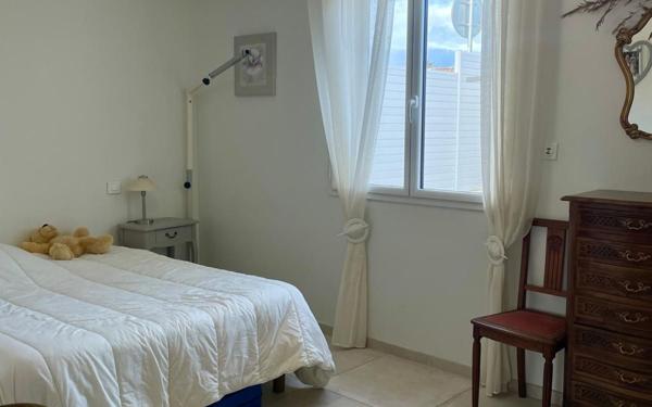 Maison à vendre    5 pièces •  Saint-Paul-Trois-Châteaux