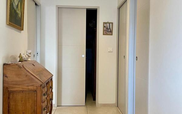 Maison à vendre    5 pièces •  Saint-Paul-Trois-Châteaux