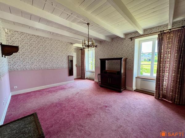 Maison de caractère aux multiples vies, entre nature et potentiel