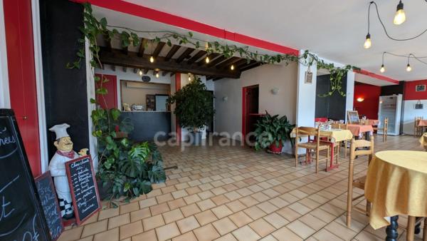 Fonds de commerce + Murs à vendre JAVRON LES CHAPELLES (53)