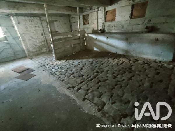 Maison à vendre 1 pièce 290 m² Tavaux