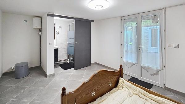 Vie de plain-pied et terrasse abritée