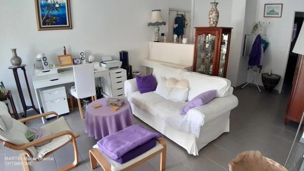APPARTEMENT A VENDRE MARSEILLE 9° TYPE  3 de 66 m² - TERRASSE  12 m² - GARAGE 14 M²