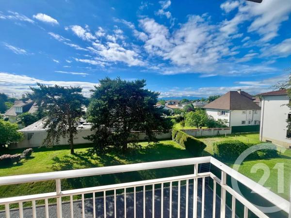 Appartement T3 à vendre  3 pièces - 68,14 m 2   PAU  - 64