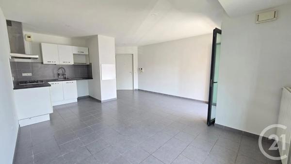 Appartement T3 à vendre  3 pièces - 68,14 m 2   PAU  - 64