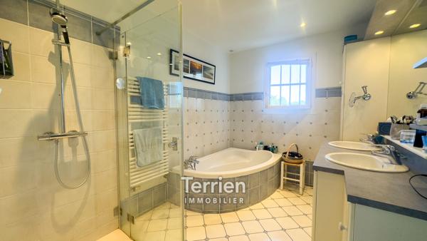 Maison familiale avec parc de 5300m2 Mauges-sur-Loire (49620)