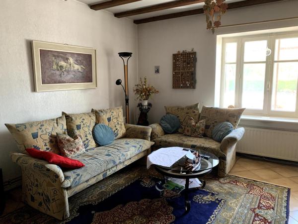 Jolie ferme avec dépendances