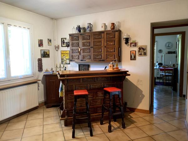 Jolie ferme avec dépendances