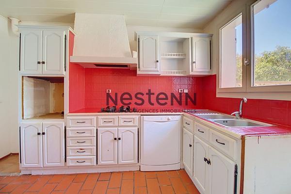 Maison T4 de 93 m² avec jardin, garage dans un secteur résidentiel recherché de Vitrolles Nord