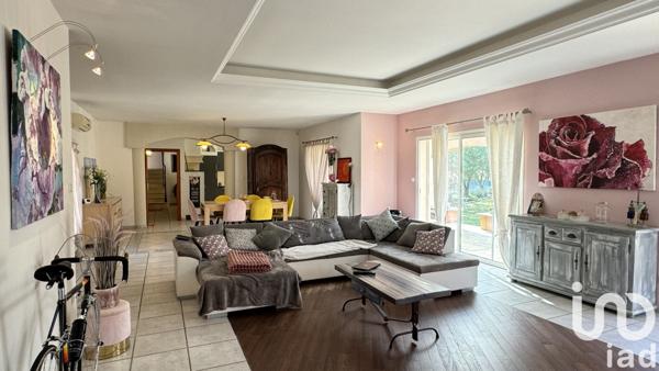 Maison à vendre 12 pièces 234 m² Carpentras