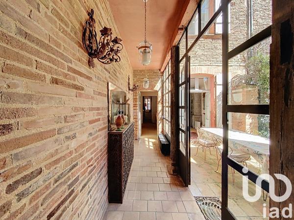 Demeure 10 pièces de 393 m² à Verdun-sur-Garonne (82600)