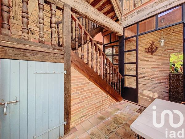 Demeure 10 pièces de 393 m² à Verdun-sur-Garonne (82600)