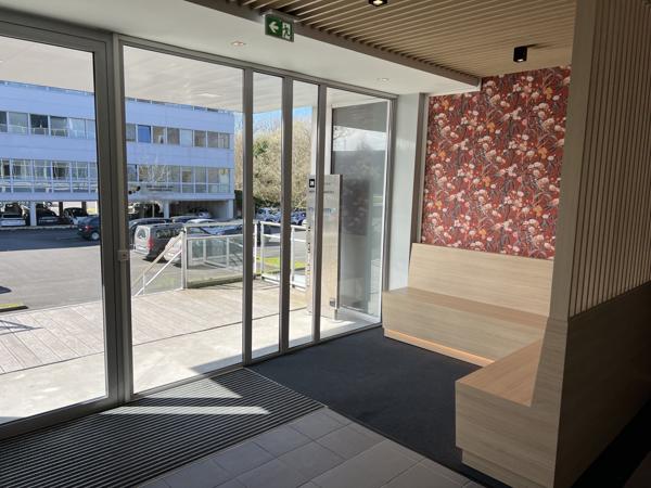 Bureaux à louer à La Chapelle-sur-Erdre dans parc Erdre Active recherché
