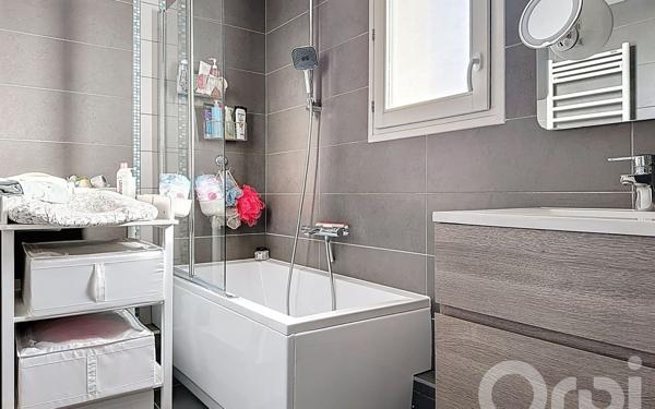 Appartement à vendre    3 pièces • 60,03 m2 Maisons-Alfort