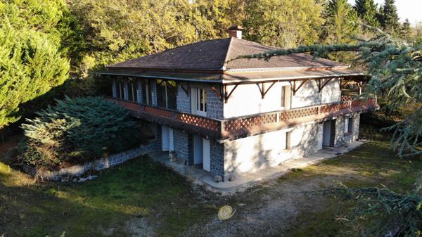 Maison d'exception dans un parc de 2 hectares !