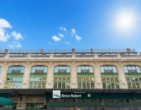 Bureaux à louer rénovés à Lyon 6ème dans un site historique emblématique