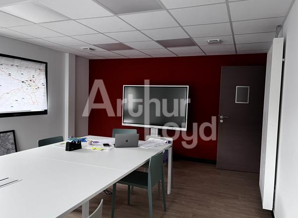 Bureaux - À Louer - Bretteville-Sur-Odon